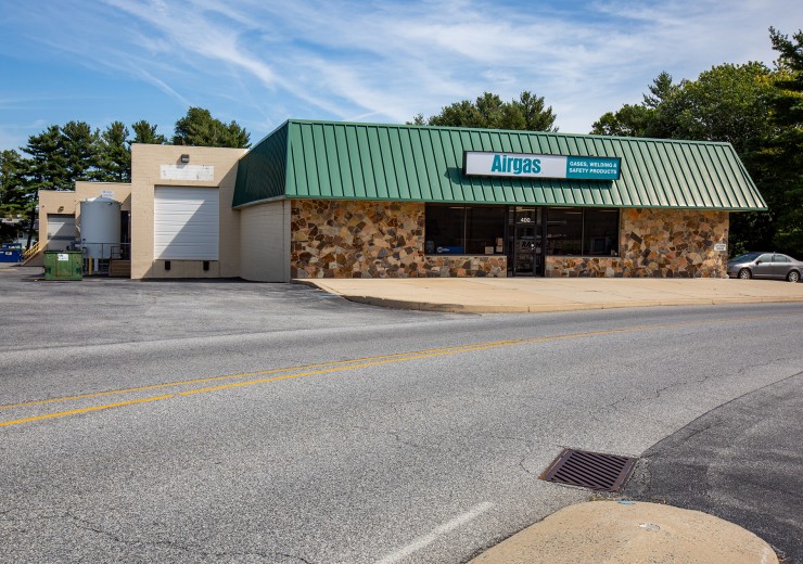 308-406 Basin Road  |  308 Basin Road  |  New Castle, DE  |  Industrial, Office  |  7,500 SF For Lease  |  1 Space Available