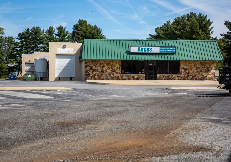 308-406 Basin Road  |  308 Basin Road  |  New Castle, DE  |  Industrial, Office  |  7,500 SF For Lease  |  1 Space Available