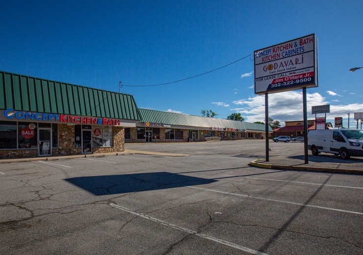 Apollo Shopping Center  |  3613 Kirkwood Highway  |  Wilmington, DE  |  Retail, Strip Center  |  3,281 SF For Lease  |  2 Spaces Available