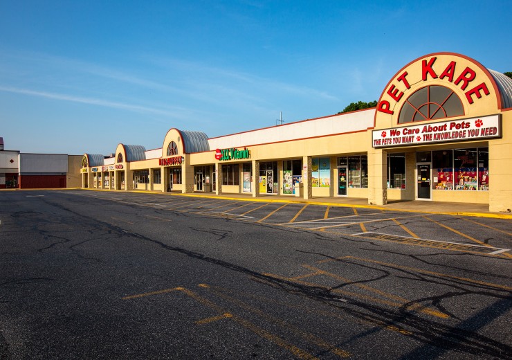 Pencader Plaza  |  100 Pencader Plaza  |  Newark, DE  |  Retail, Shopping Center  |  10,000 SF For Lease  |  1 Space Available