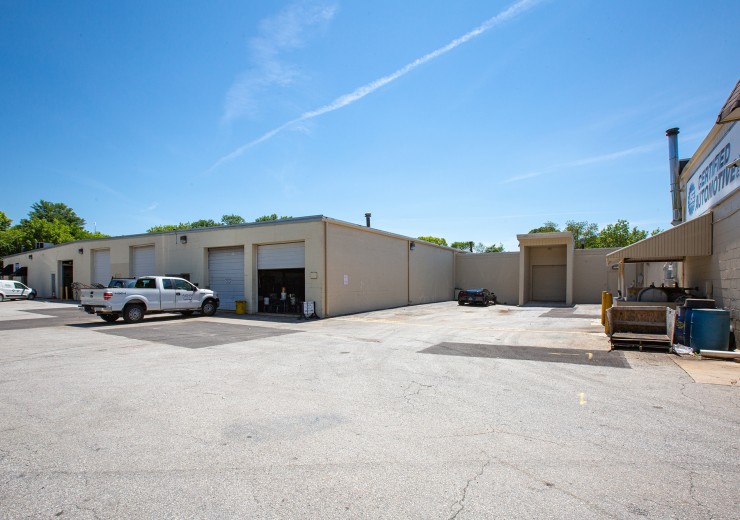 Plaza 41 &nbsp;|&nbsp; 1307 Newport Gap Pike &nbsp;|&nbsp; Wilmington, DE &nbsp;|&nbsp; Industrial &nbsp;|&nbsp; 6,480 SF For Lease &nbsp;|&nbsp; 2 Spaces Available